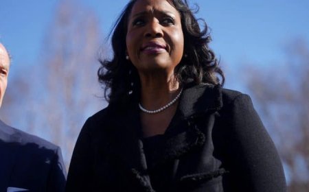 Supreme Court rules Lisa Cook can stay at the Fed while Trump’s firing attempt plays out