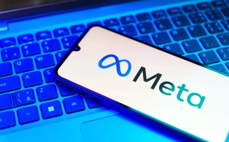 Meta Platforms (META) Dips Amid Bullish Analyst Calls: Why Wall Street Sees Major Gains Ahead