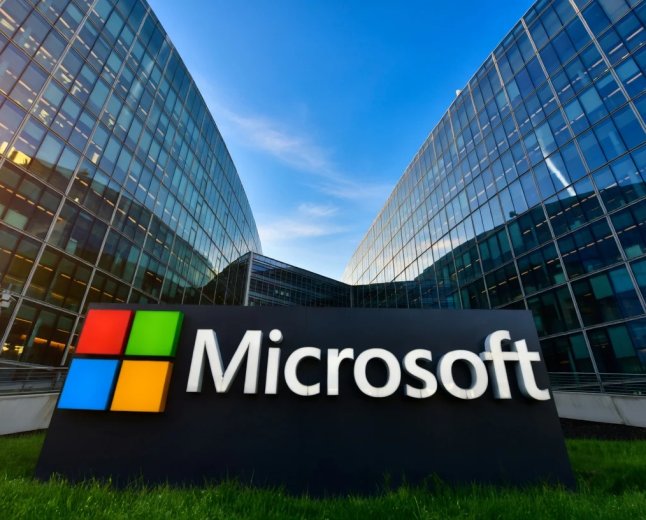 Microsoft (MSFT) Stock Analysis: NHS Signs Massive AI Contract Worth Millions of Hours