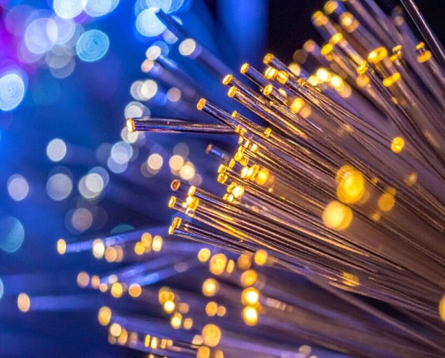 Boffins build a better pixel capable of emitting and receiving light