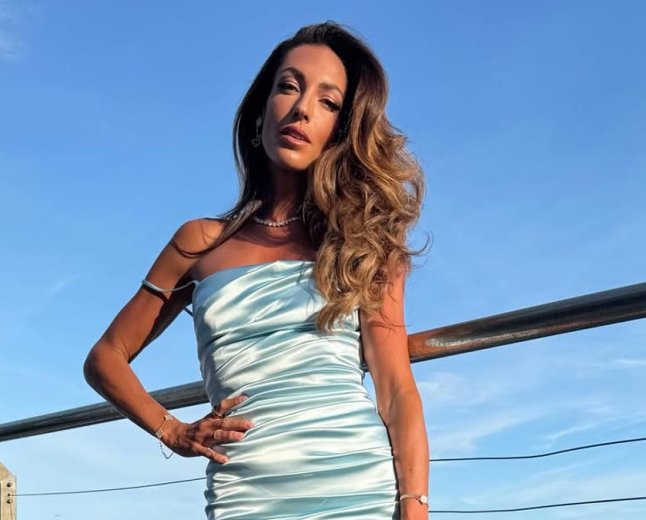 Inside the snarky group chat gossip about Victoria Montano as her $10,000-a-week Darling Point mansion listing raises eyebrows