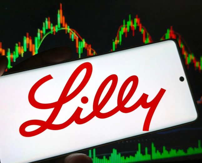 Eli Lilly (LLY) Stock Declines Following Innovent Verzenios Partnership Deal in China