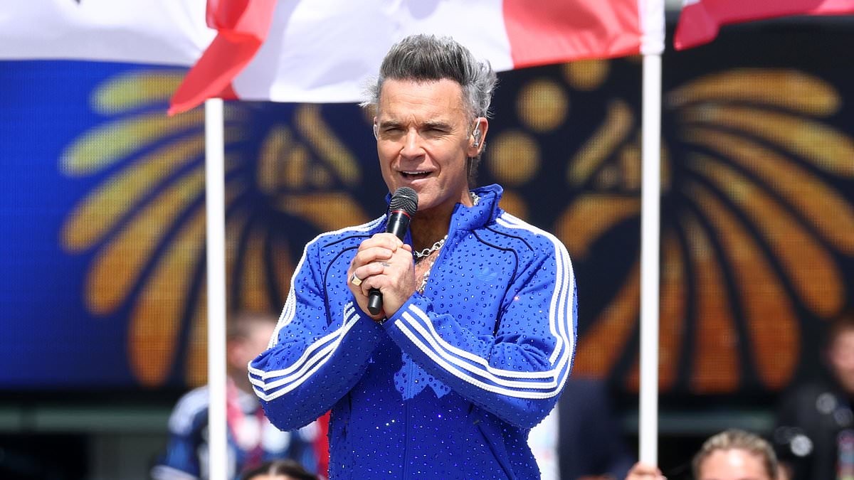 Robbie Williams sparks hilarious comparisons to Paulie from The Sopranos as he wears a sparkly blue tracksuit for World Cup Final show