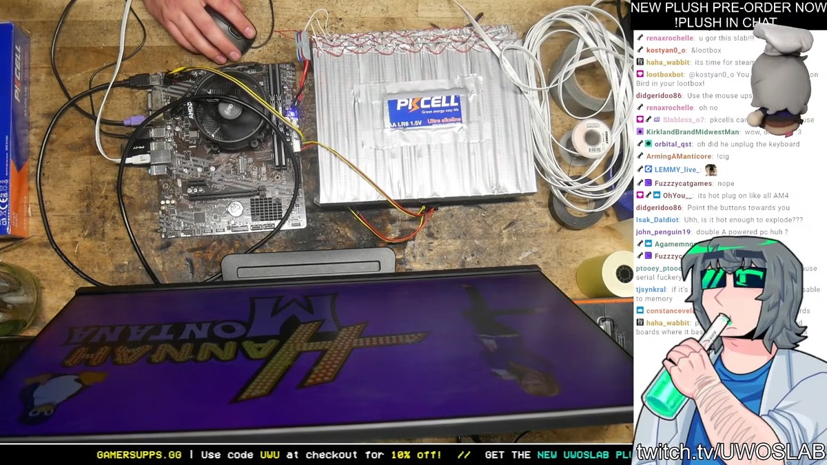 Crazed enthusiast runs PC on 192 AA batteries, successfully boots into Hannah Montana Linux — System is stable during stress testing and even plays FreeDoom