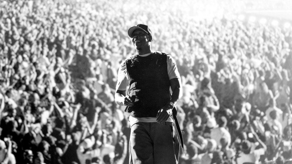 Jay-Z Brings Out Beyoncé, Blue Ivy Carter, Nas, Alicia Keys and More for ‘Reasonable Doubt’ 30th Anniversary Show at Yankee Stadium