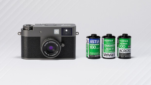 Fujifilm X half Review: The 1990s Point-and-Shoot Experience, Reborn in Digital and Ridiculously Fun