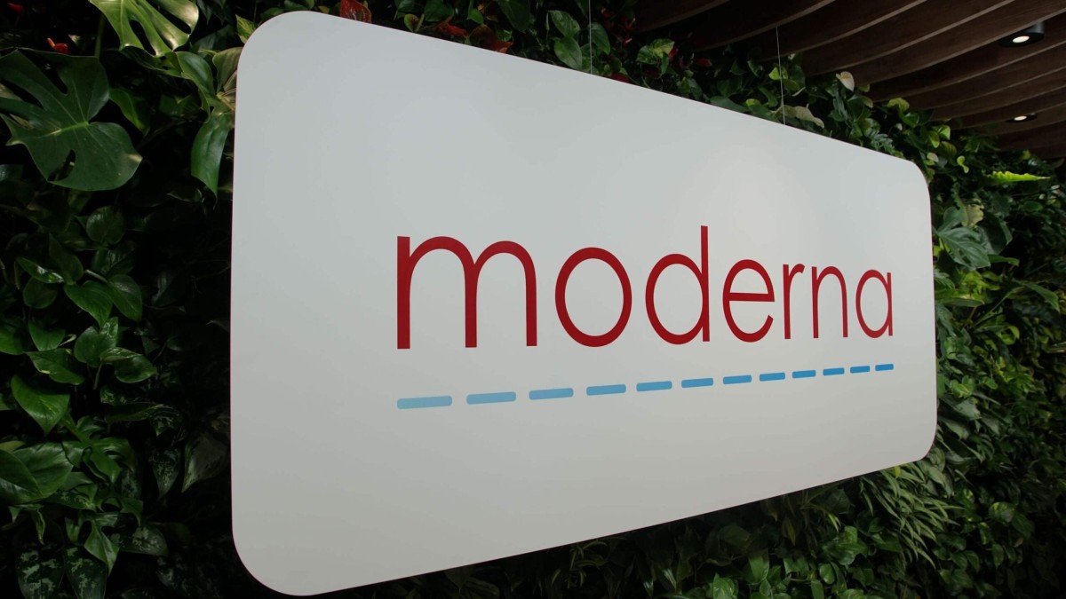 Moderna (MRNA) Stock Surges 169% Despite Wall Street Skepticism