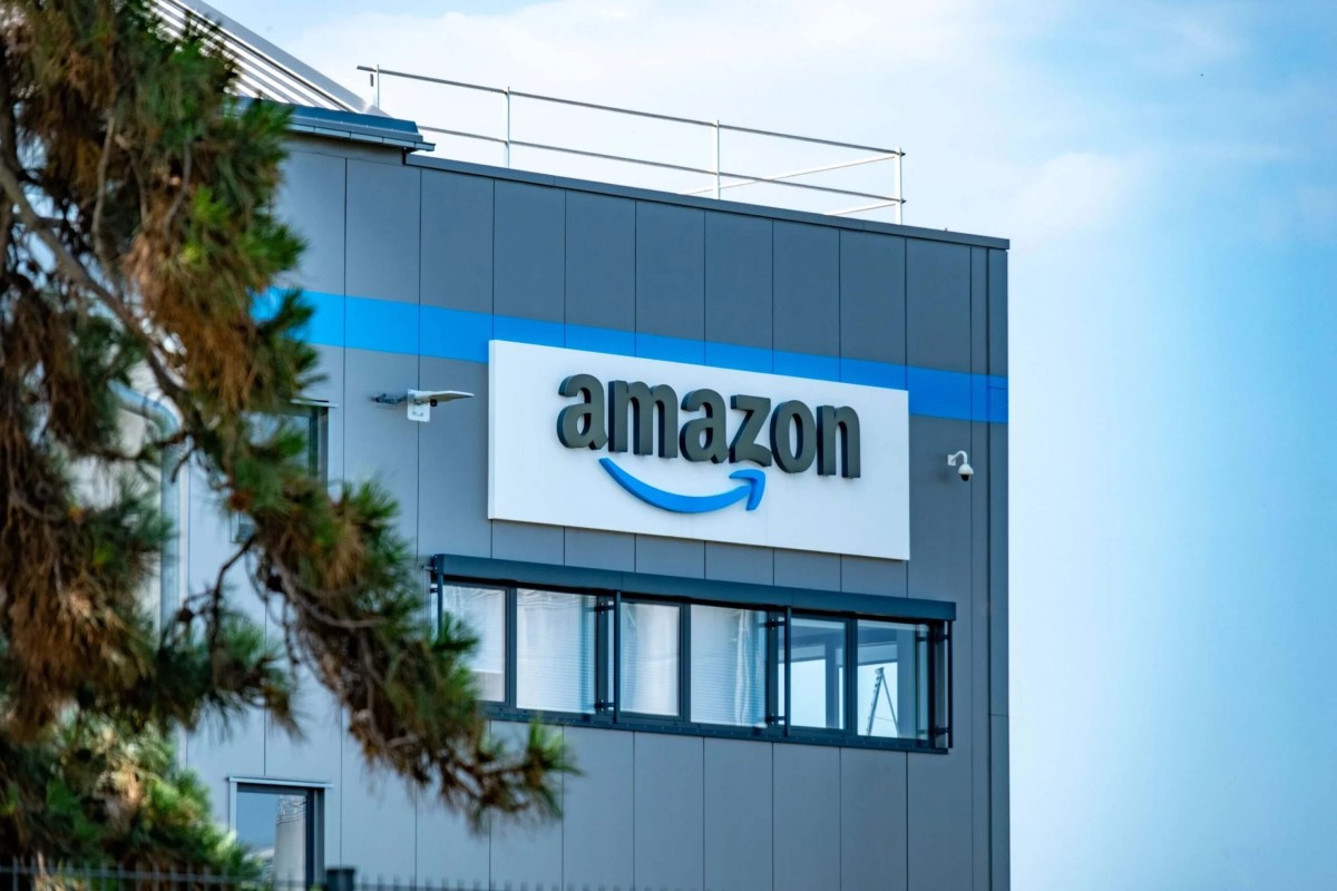 Amazon (AMZN) Stock Taps Bond Market for $25B to Accelerate AI Investments