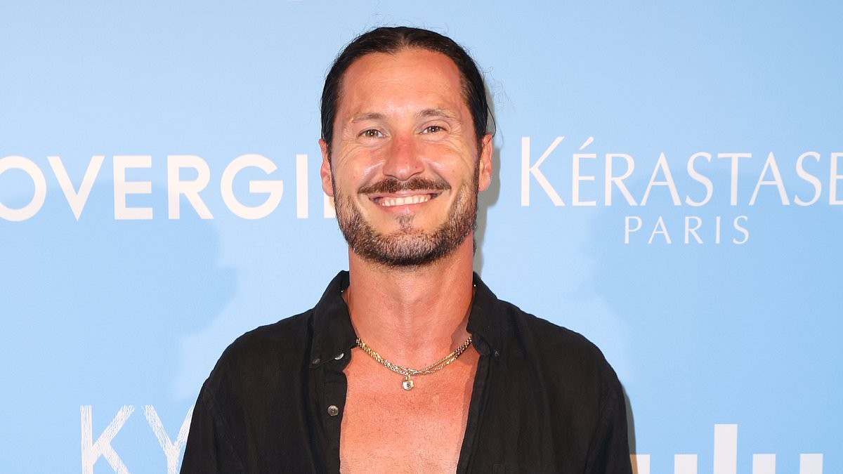 DWTS icon blasts 'arrogant' British reality star as he vies for fame in the US after quitting ballroom show in UK