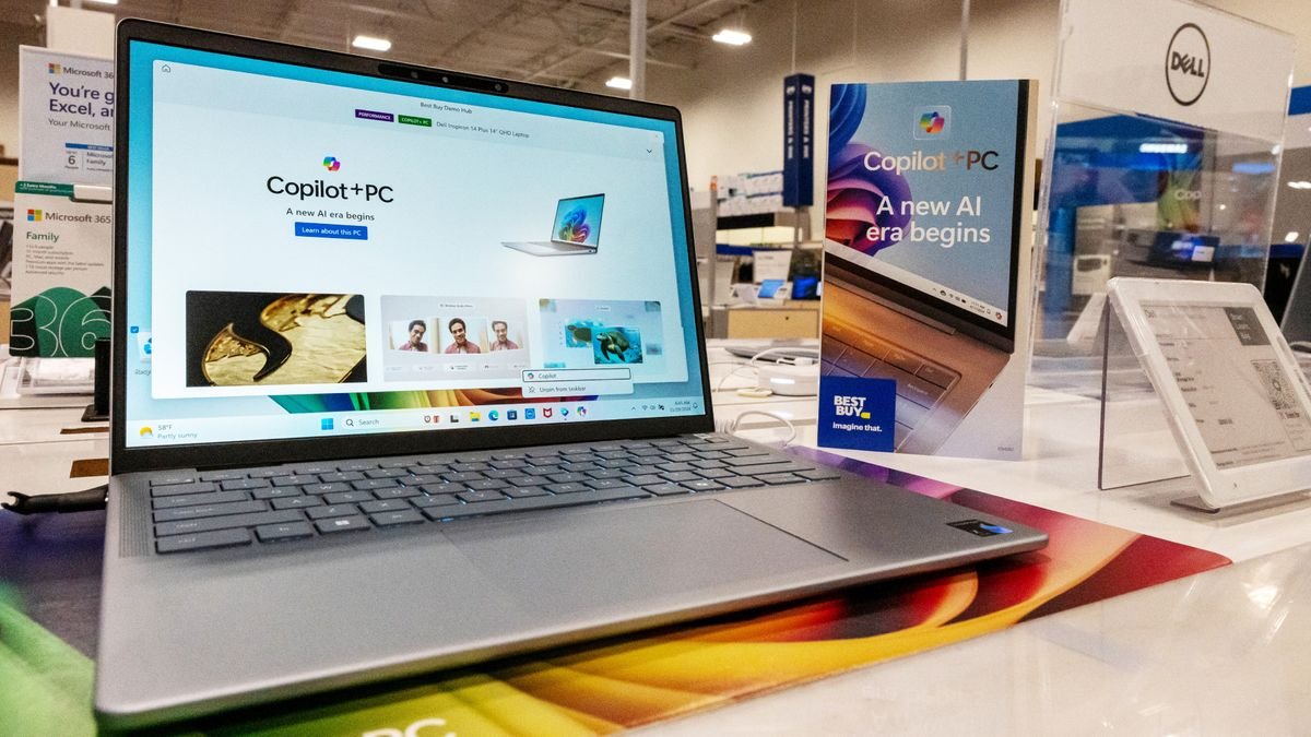 U.S PC shipments drop 7%, market isn't expected to bounce back until 2029 — price hikes and component shortages take hold as PC market declines, Omdia report suggests