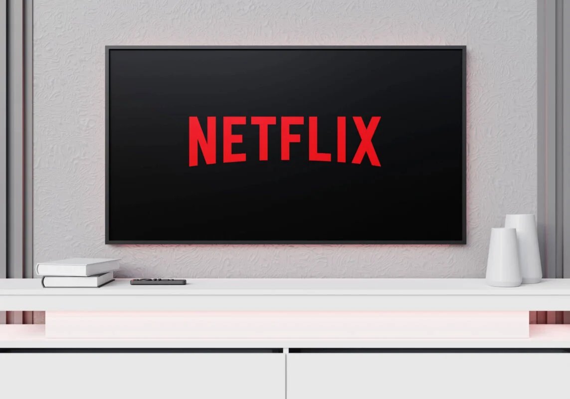 Netflix (NFLX) Stock Down 44%: Is This the Buy Opportunity You’ve Been Waiting For?