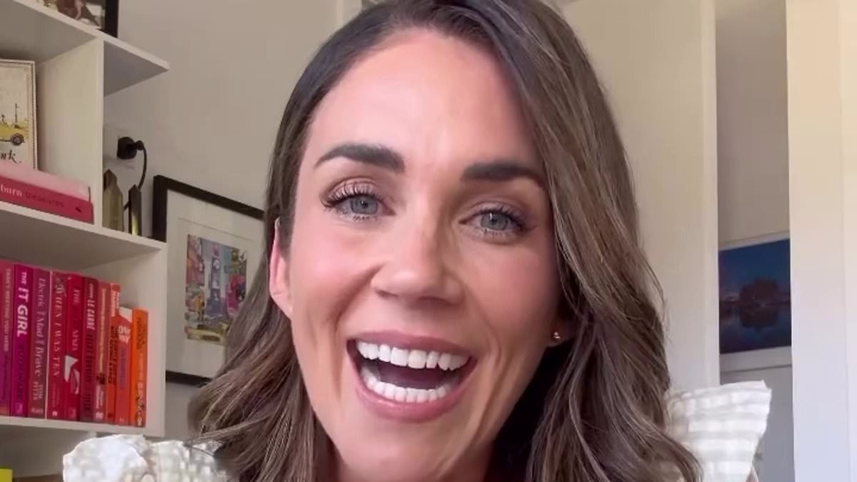 Georgia Love makes the closure of seven bars in Hobart all about her in shocking tone-deaf post: 'The effect of me leaving has officially hit'