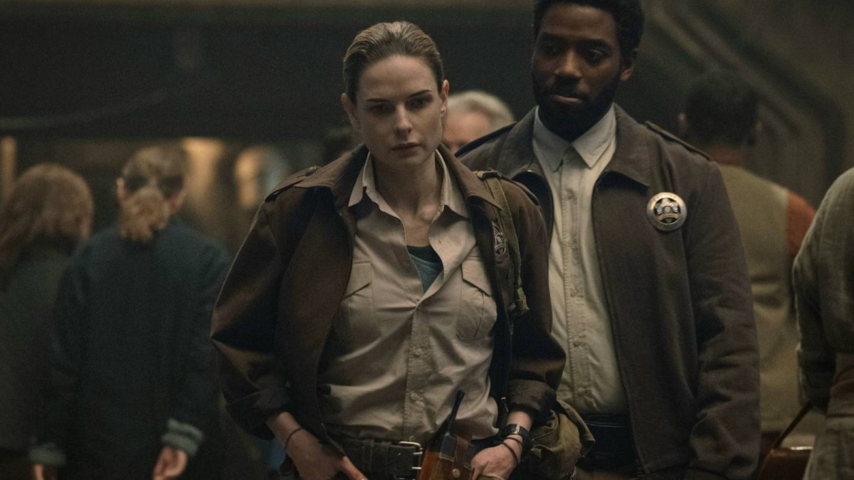 Netflix’s 96% RT Dystopian Thriller Returning For Season 2 Deserves To Be As Big As Silo