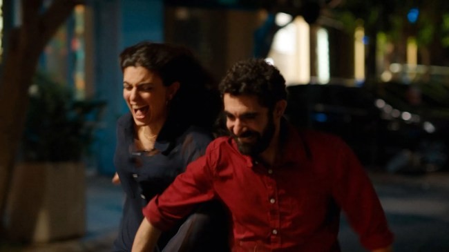 ‘A Sad and Beautiful World’ Review: A Surprisingly Poppy Romantic Drama Set Against War-Torn Beirut
