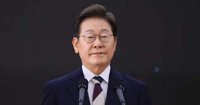 South Korea’s President Lee hosts US tech summit, signals massive AI and semiconductor push