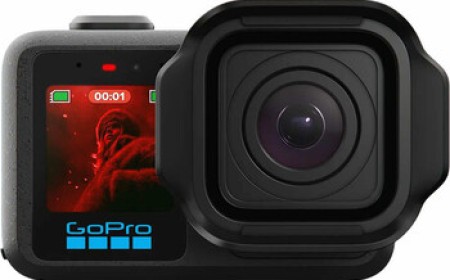 GoPro's Founder Is Lending His Own Company $20 Million to Keep It Alive