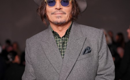 Johnny Depp Is Unrecognizable as Ebenezer Scrooge at Comic-Con
