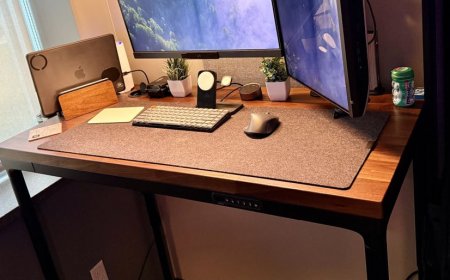Uplift Parsons review: A dream standing desk that fits almost any workspace with elegance and ease