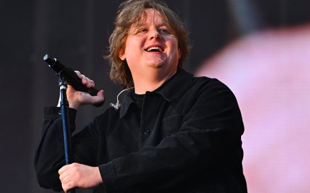 Lewis Capaldi jokes the crowd 'are going to leave' his BST headline show for the England match as he begs fans to stay until the end