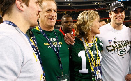 Breaking Down the Xs and Os of Aaron Rodgers' Years-Long Family Feud