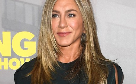 See Jennifer Aniston's Rare Photo of Boyfriend Jim Curtis in Her World