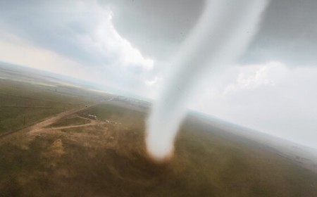 Storm Chasers Are Flying Drones Straight Into Tornadoes, and the View Is Unreal