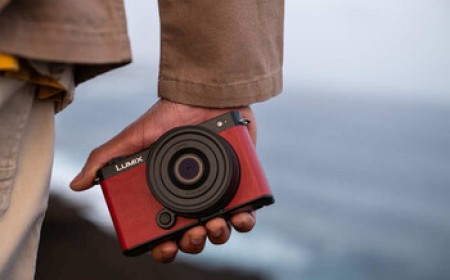 The Retro Camera Trend Is the Smartest Pivot the Industry Has Made in Years
