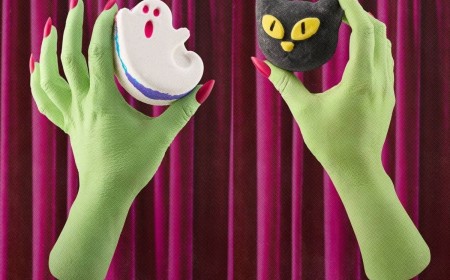 Lush Bath Bombs Just Got a Wickedly Cute Summerween Update