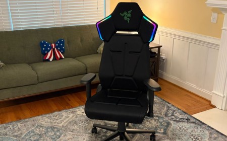 Razer Soma Chroma Gaming Chair Review: Light on adjustability, but heavy on RGBs