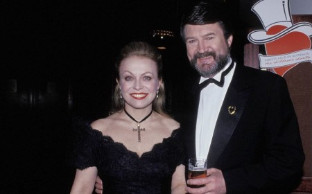 Inside Derryn Hinch's 'raging inferno' final romance before his death at 82 - and his many love affairs and marriages that ended in controversy