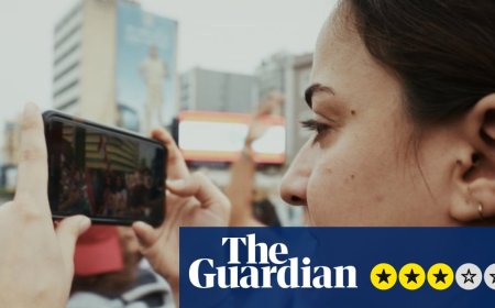 Birds of War review – war journalists find love among the ruins