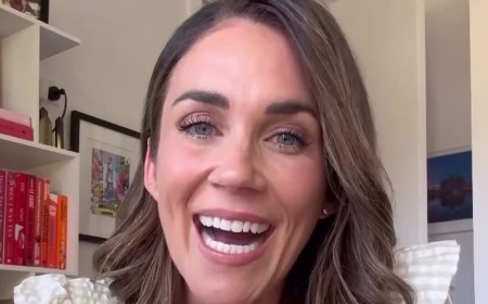 Georgia Love makes the closure of seven bars in Hobart all about her in shocking tone-deaf post: 'The effect of me leaving has officially hit'