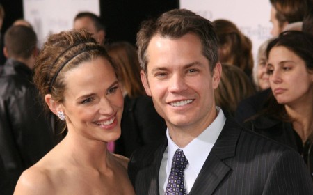 Timothy Olyphant's New Series Based On Bestselling Novel Debuts To Stellar Rotten Tomatoes Score
