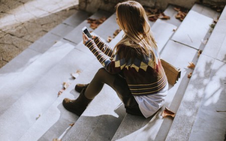 'Missed the Mark': Meta Retreats on Instagram AI Photo Grab