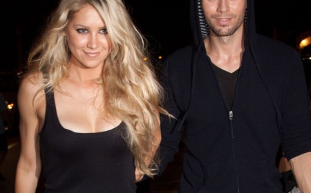 Anna Kournikova Shares Cute Pic of Her, Enrique Iglesias’ 3 Older Kids