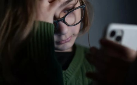 France just voted to ban kids under 15 from social media, but Australia's ban shows how hard that is to enforce
