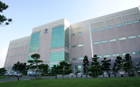 Nanya to quadruple capital spending to $6.2 billion in 2027 as DRAM prices push gross margin to 79.5% — Q2 revenue skyrockets as ASPs for memory continue to surge