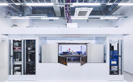 Neural atom quantum computing roadmap — how laser-cooled trapped atoms could pave the path beyond physical qubit counts