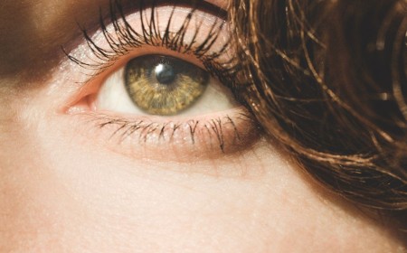 Is an At-Home Lash Lift & Tint Safe? We Asked an Expert