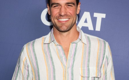 Bachelorette's Joe Amabile Diagnosed With Brain Lesion, Possible Tumor