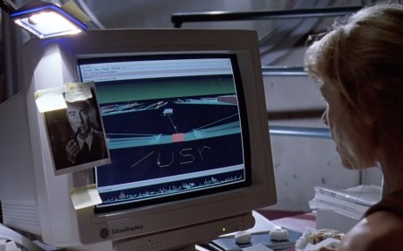 Engineer identifies and explains every '90s computer seen in Jurassic Park