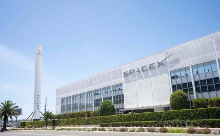 SpaceX Starmind: Elon Musk’s Ambitious Plan to Deploy AI Servers in Orbit