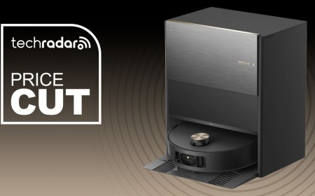 I use the premium Dreame Aqua10 Ultra robovac in my own home, but this alternative at 44% off is a smarter buy