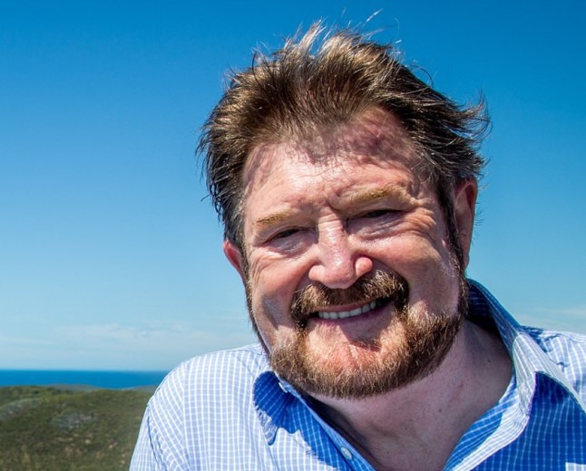 How Derryn Hinch spent his final hours before his death at 82 - and his touching last social media post