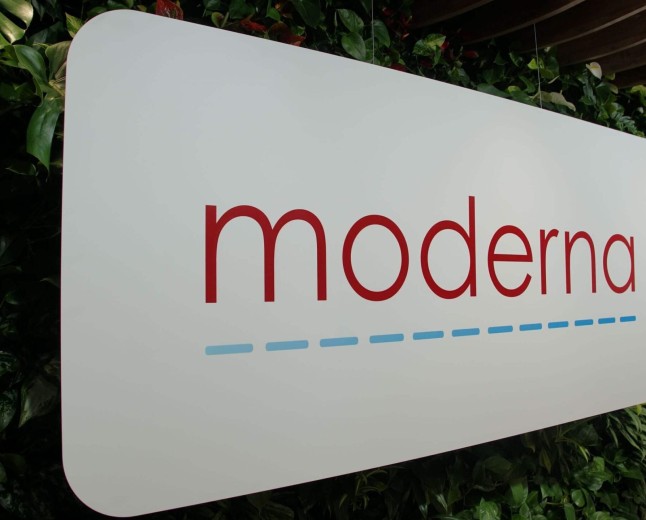 Moderna (MRNA) Stock Surges 169% Despite Wall Street Skepticism
