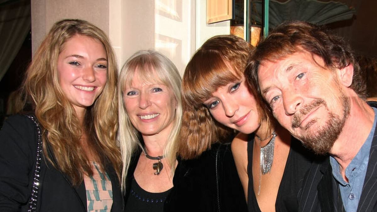 Driving Home For Christmas singer Chris Rea 'leaves £12million to his wife' as his will is revealed