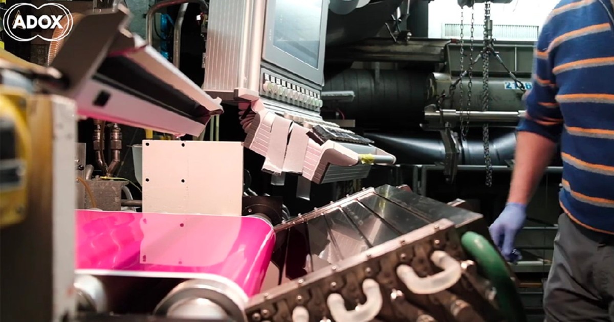 A Close Look at a $100M Piece of Photographic History: Machine E
