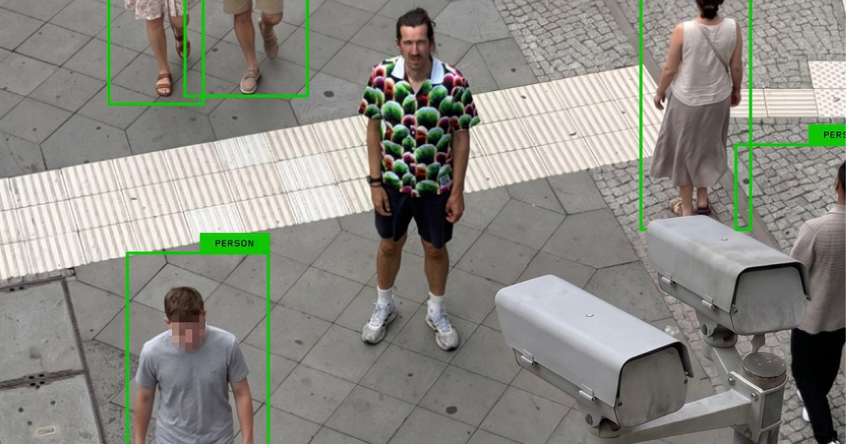 This Hawaiian Shirt Tricks AI Surveillance Cameras Into Thinking You’re Not Human
