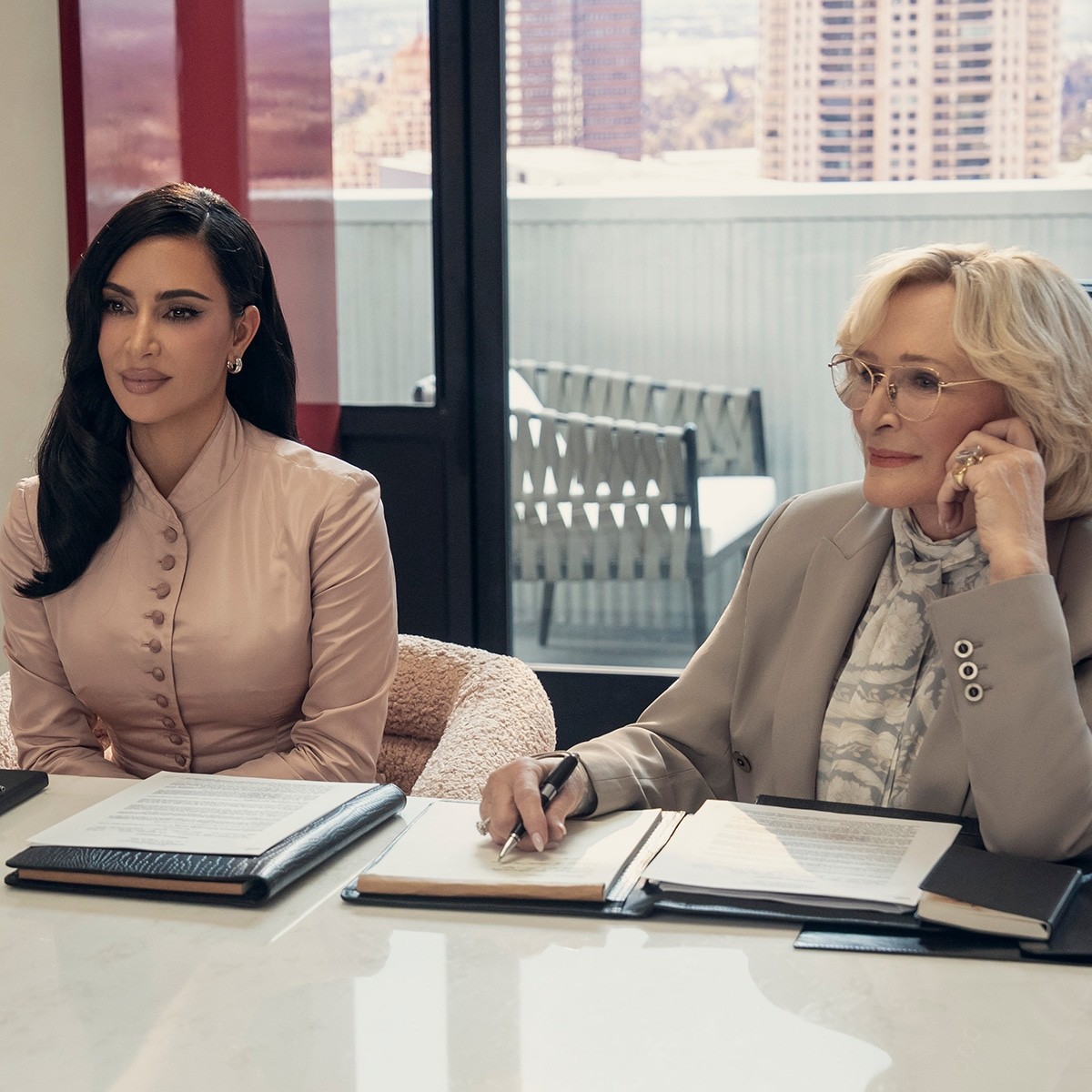 Glenn Close Claps Back at Comment About All Fair Costar Kim Kardashia