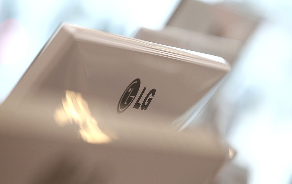 Ads and tracking infiltrated TVs. Now they're coming for monitors.